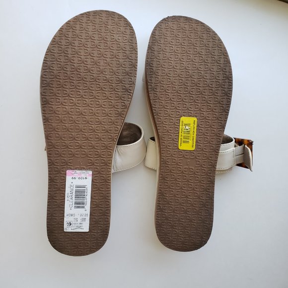 NWT Sam Edelman platforms. Size 8. - Picture 5 of 8